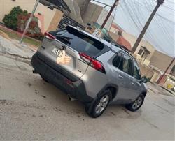 تۆیۆتا ڕاڤ 4